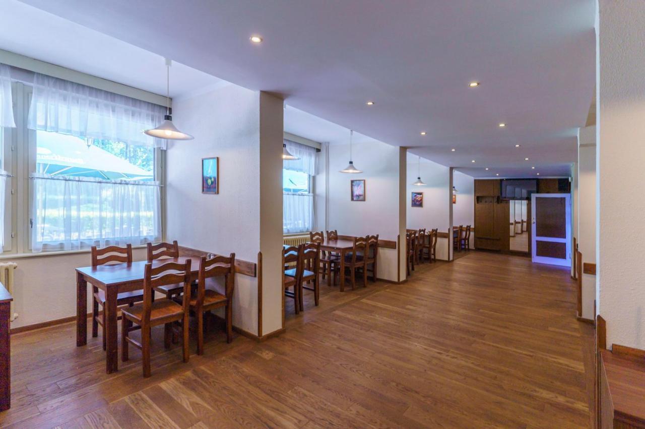 Hotel Hladina Nebrich Екстериор снимка
